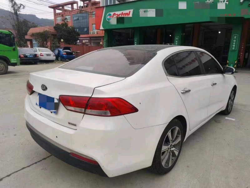 嘉兴17年起亚K47
