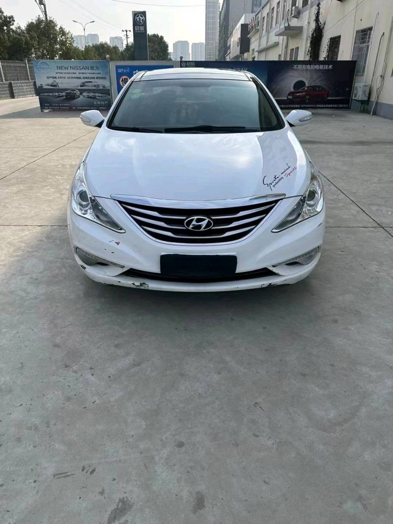 邯郸14年现代索纳塔八1