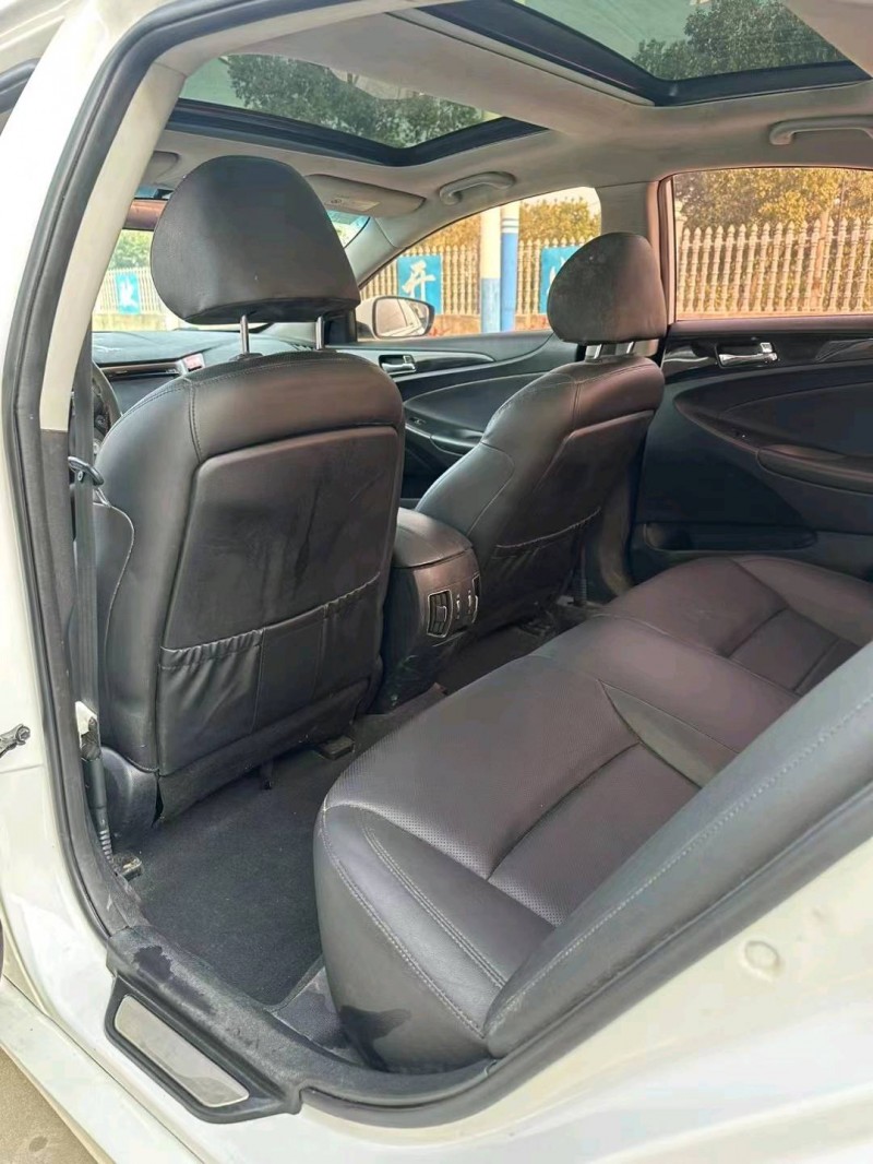 邯郸14年现代索纳塔八3