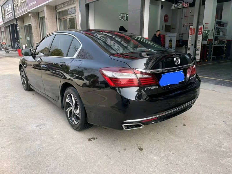 邯郸16年本田雅阁7