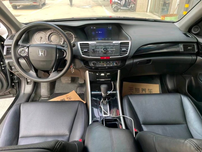 邯郸16年本田雅阁6