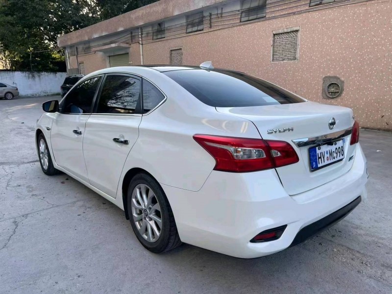 北京17年日产轩逸9