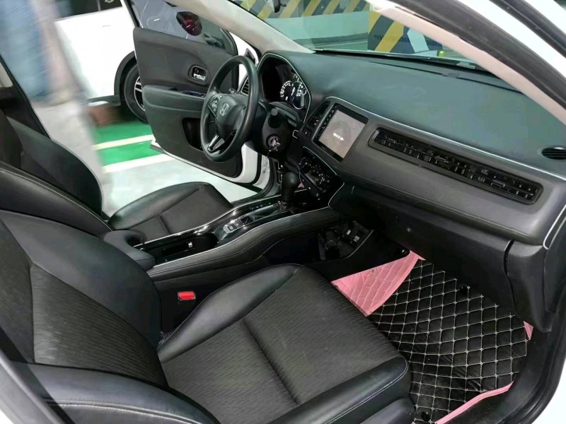 成都20年本田缤智3