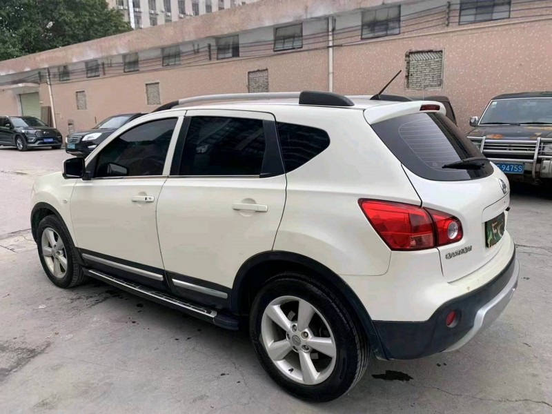 北京13年日产逍客8