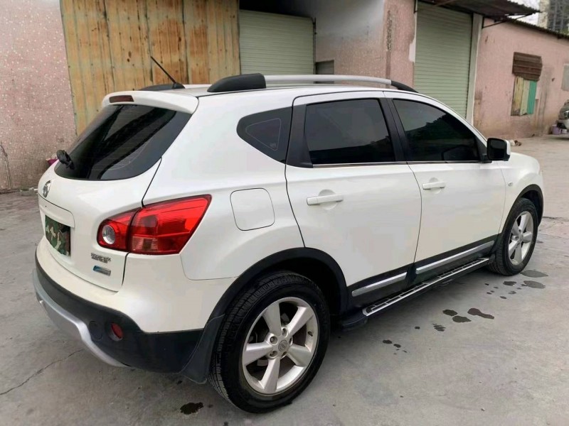 北京13年日产逍客7