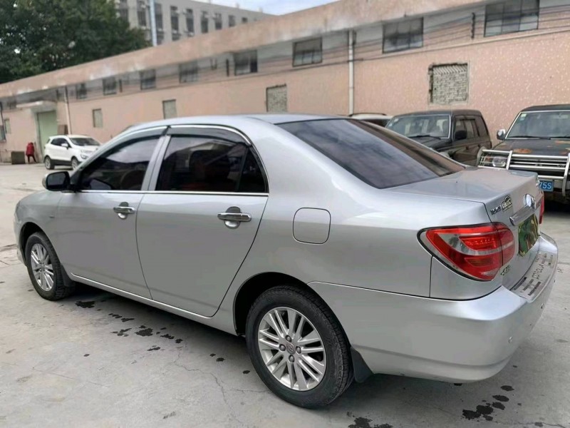 北京13年丰田花冠5