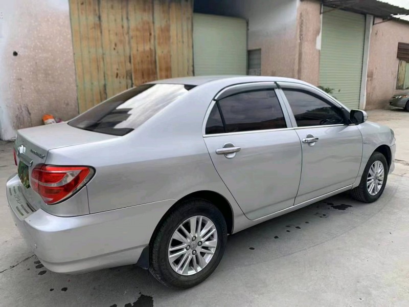 北京13年丰田花冠8