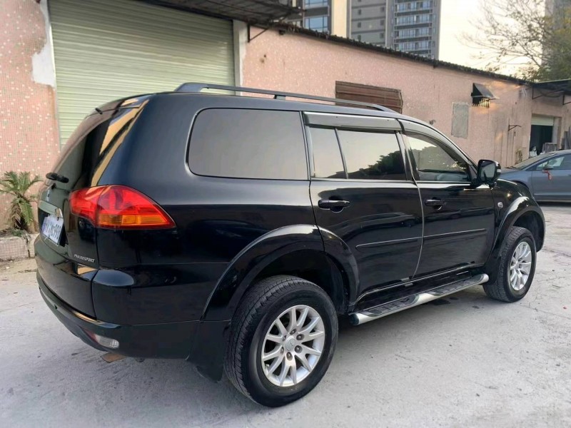 北京14年三菱帕杰罗·劲畅7