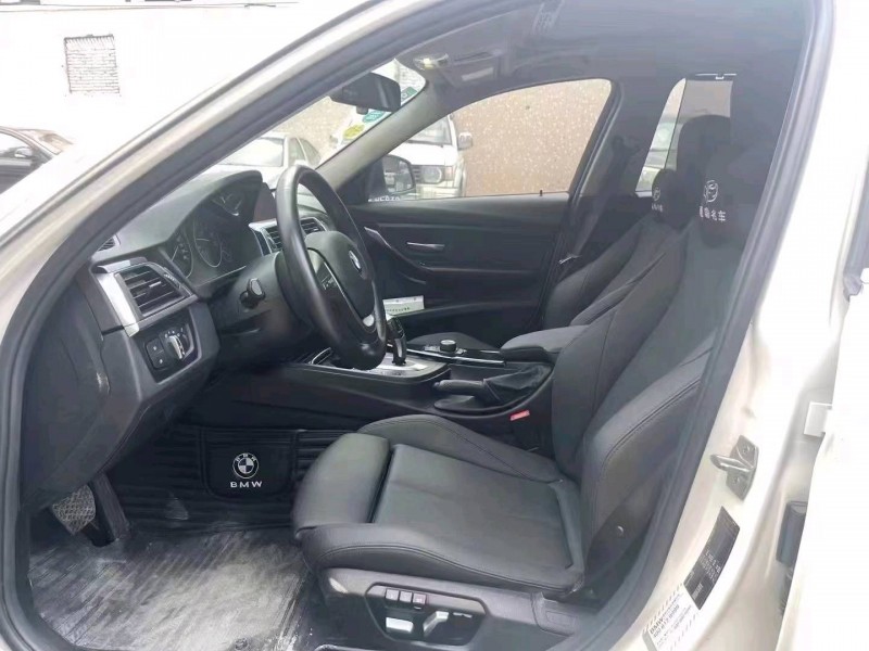 北京18年宝马3系4