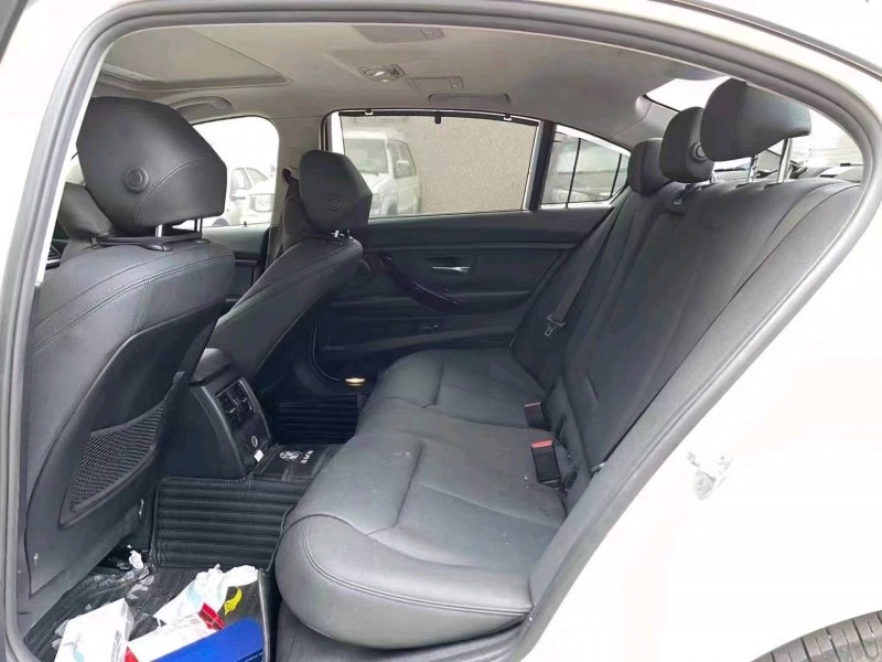 北京18年宝马3系6