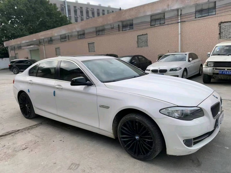 北京13年宝马5系3