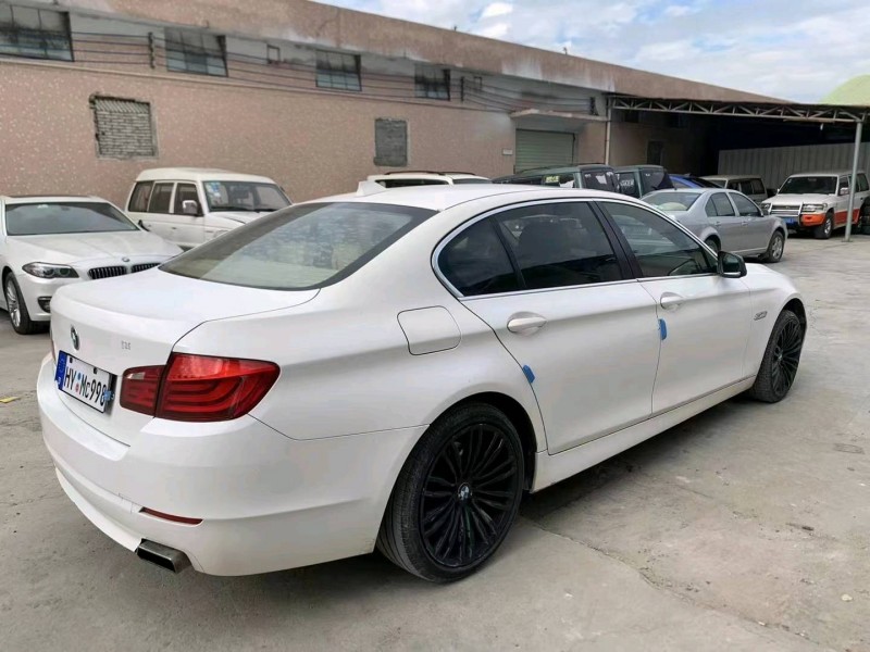 北京13年宝马5系8