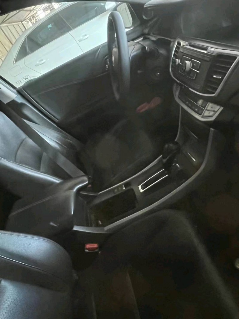 济南14年本田雅阁3