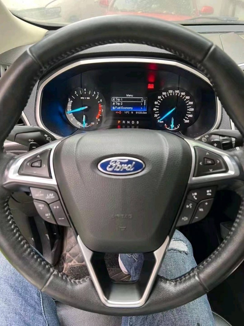 重庆18年福特锐界3