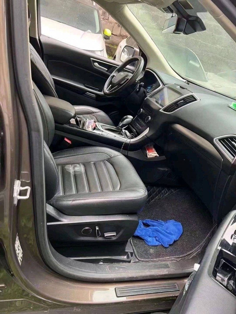 重庆18年福特锐界4