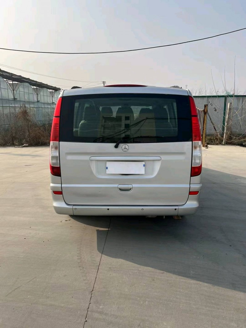 徐州12年奔驰威霆9