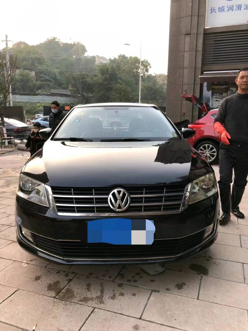 重庆15年大众朗逸1