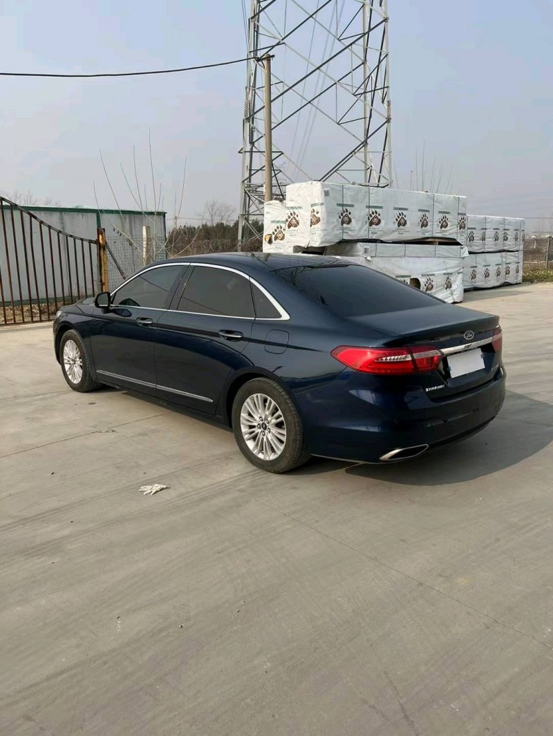 徐州16年福特金牛座8