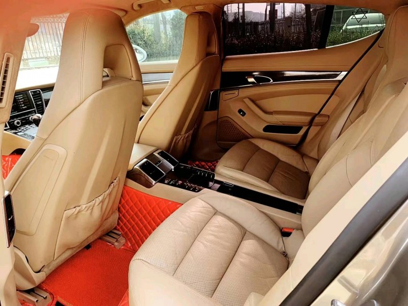 邯郸12年保时捷帕拉梅拉5