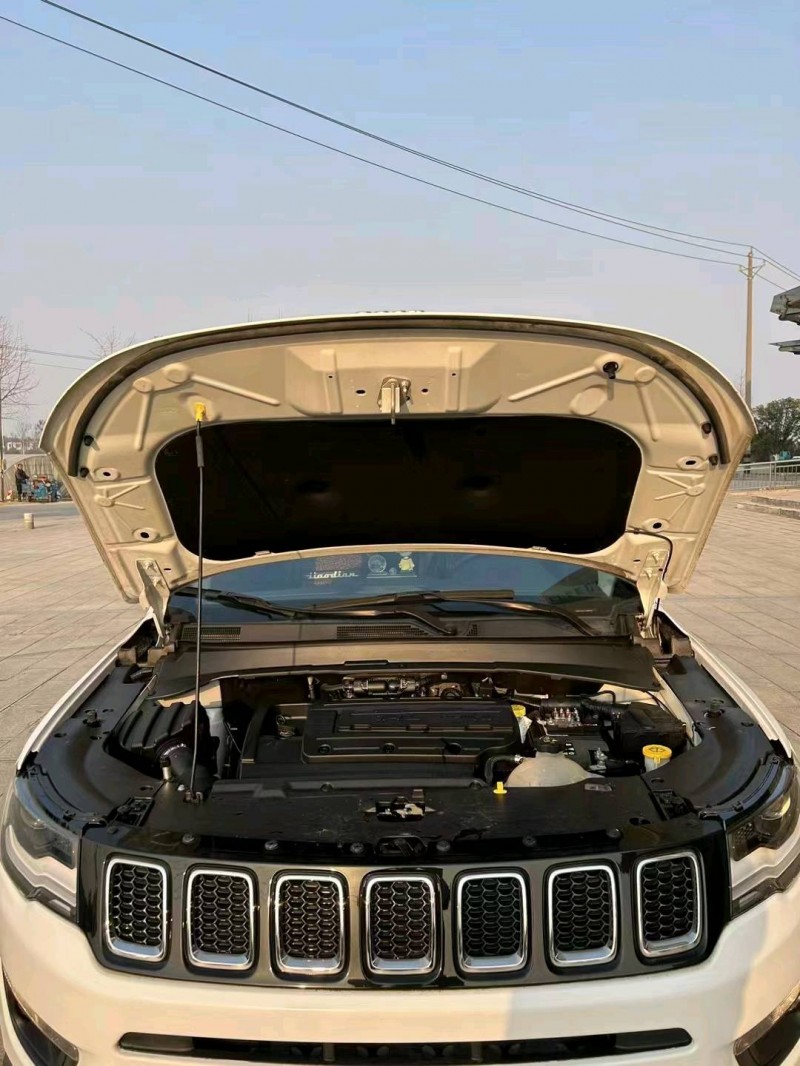 邯郸18年Jeep指南者1