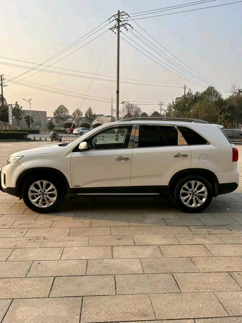 邯郸14年起亚索兰托3