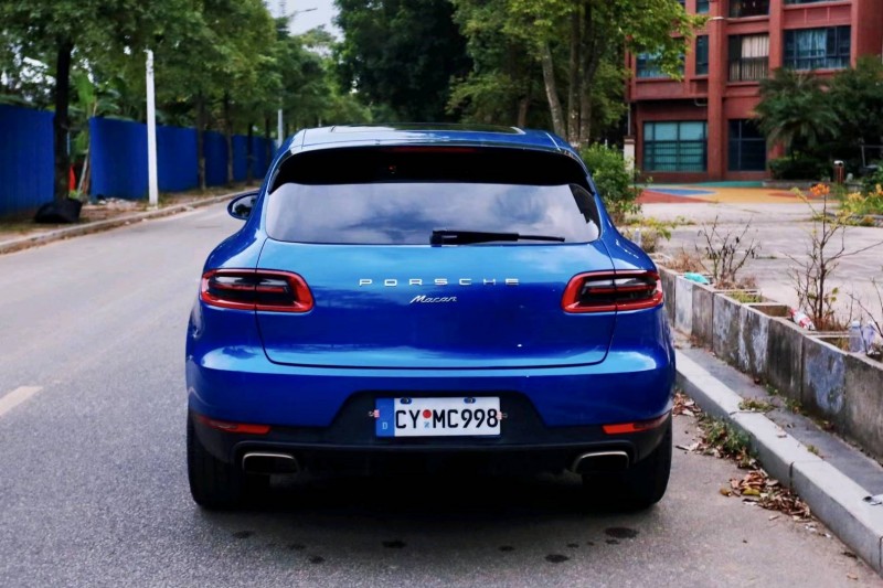 东莞16年保时捷Macan5