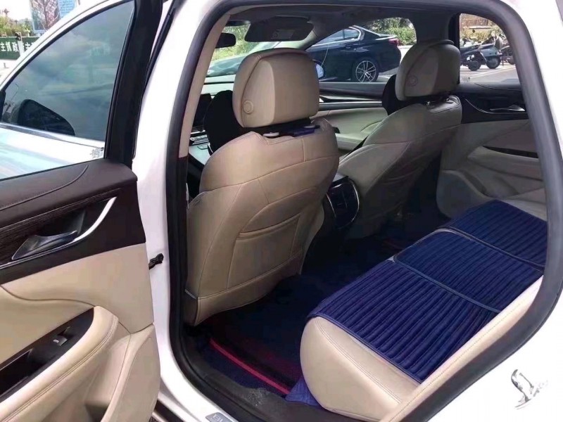 宜春16年别克君越4