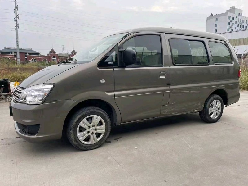 宜昌20年东风菱智3