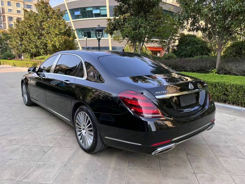 枣庄15年奔驰迈巴赫S级3