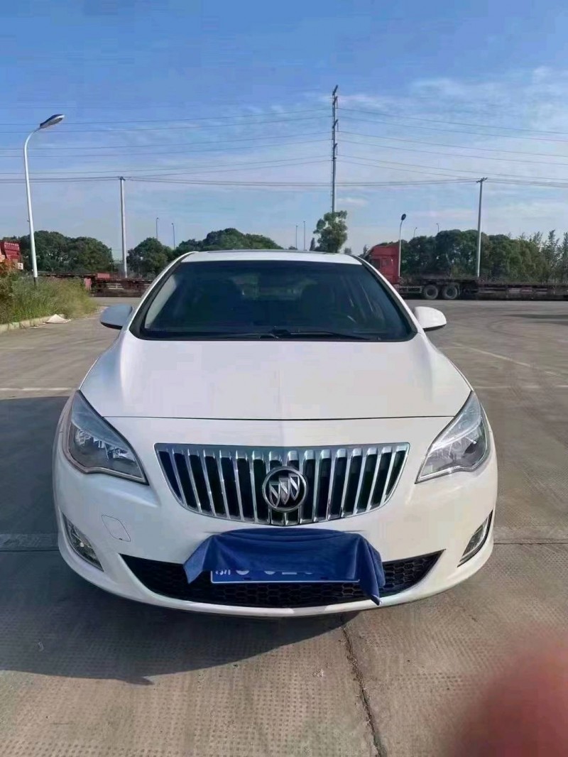 嘉兴15年别克英朗1