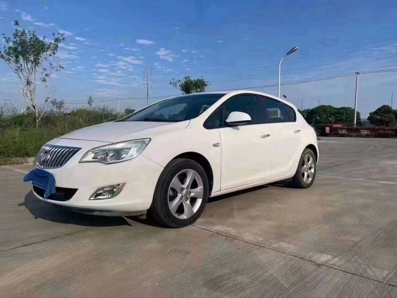 嘉兴15年别克英朗4