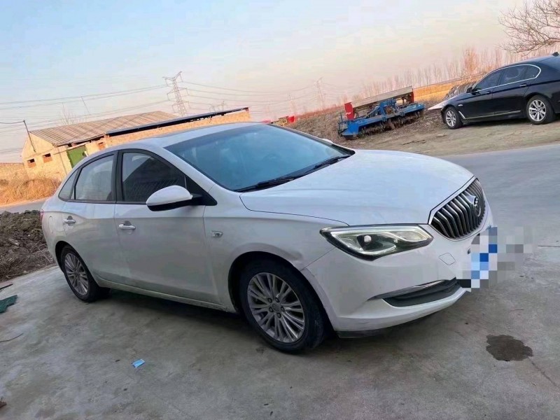 枣庄17年别克英朗2