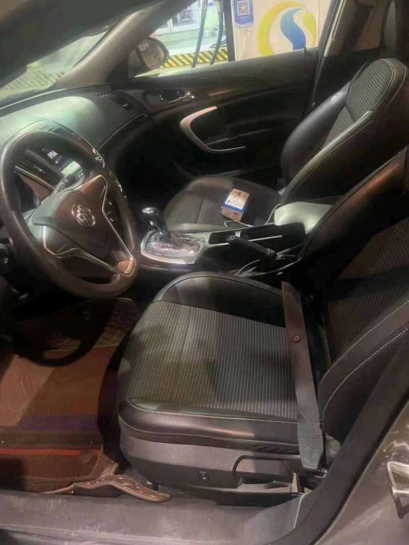 枣庄16年别克君威5