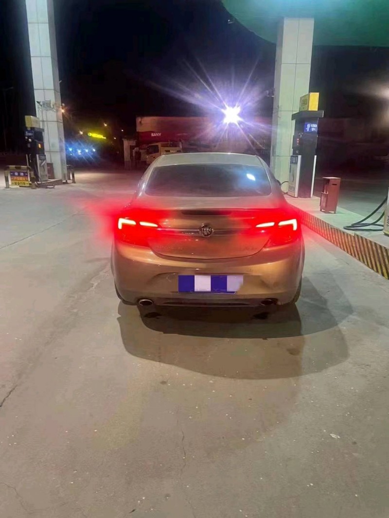 枣庄16年别克君威4