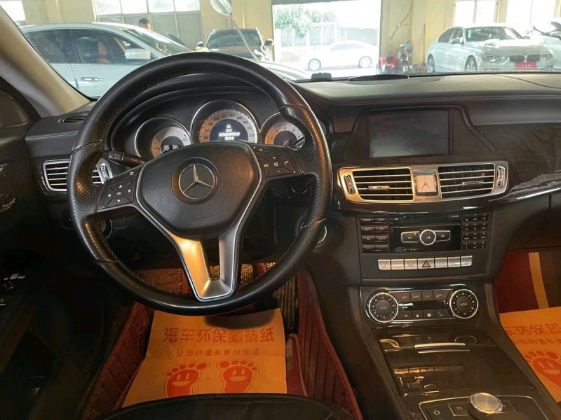 宿迁13年奔驰CLS5