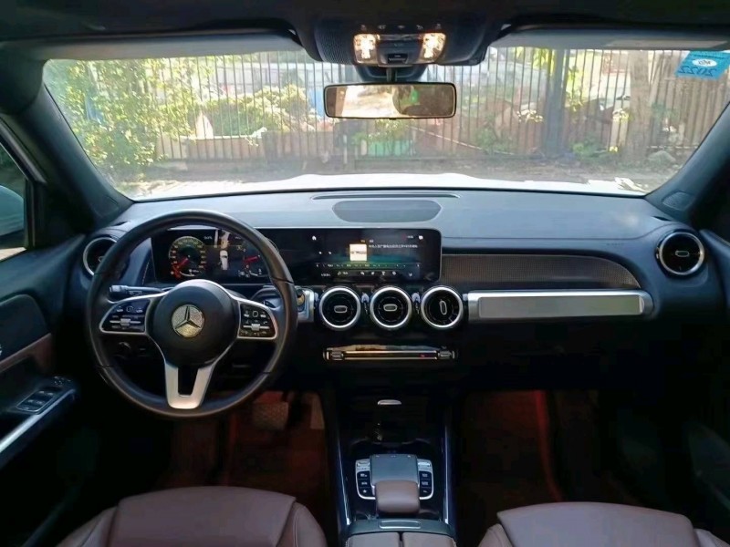 珠海20年奔驰GLB4