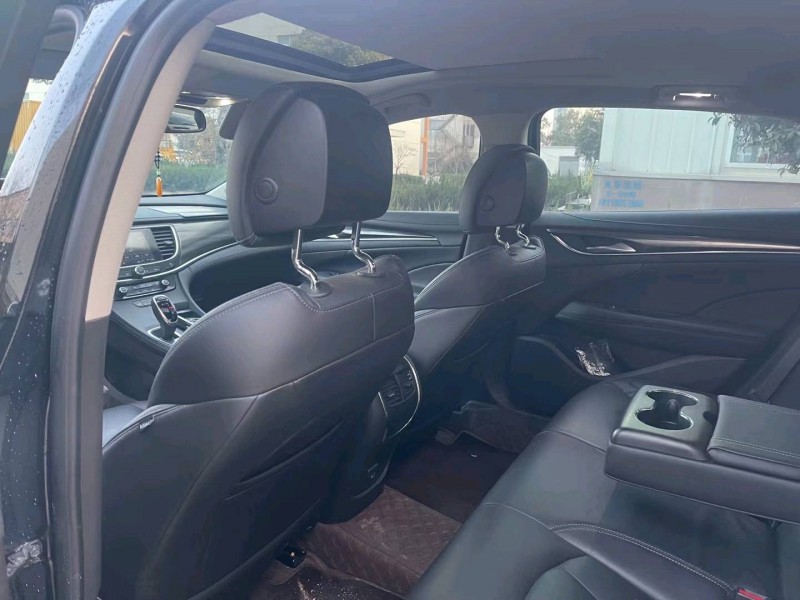 宿迁20年别克君越6