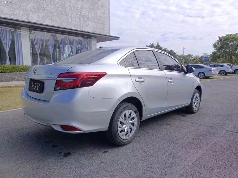 珠海22年丰田威驰7
