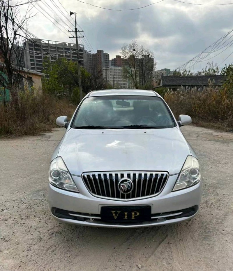 枣庄15年别克凯越1