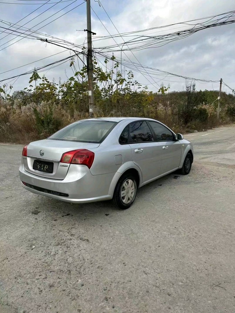 枣庄15年别克凯越4