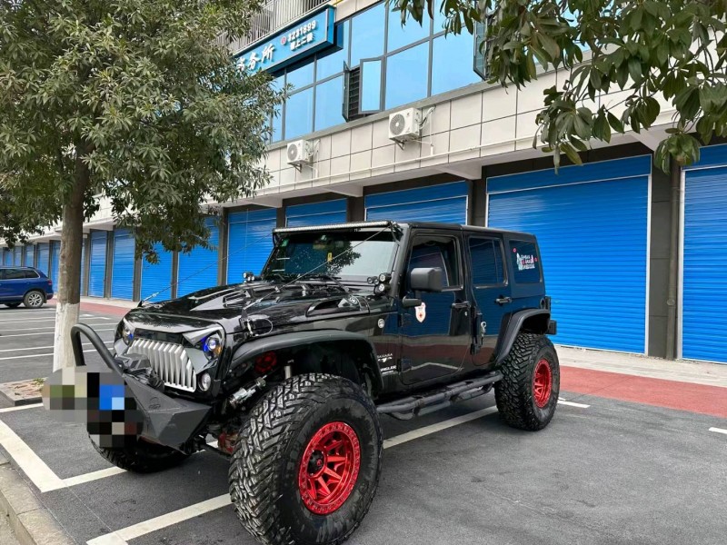 衡陽17年Jeep牧馬人6