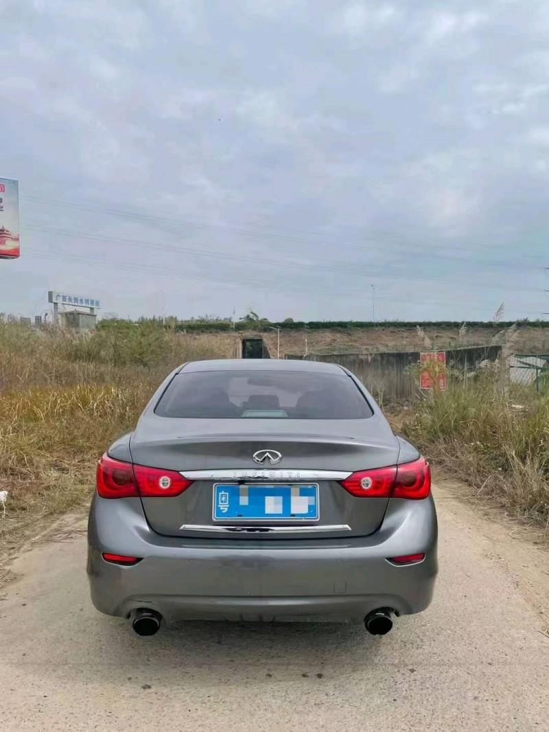 珠海16年英菲尼迪Q50L8