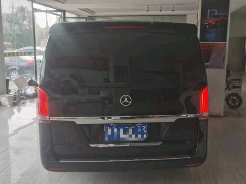 宜春19年奔驰威霆7