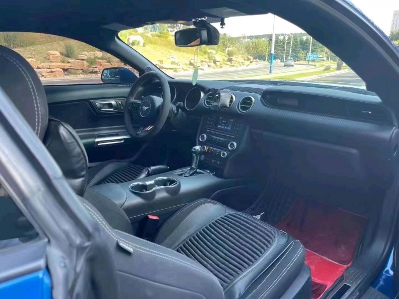 北京18年福特野马6