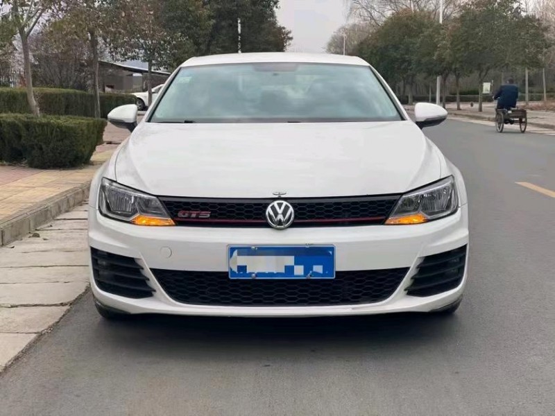 济宁18年大众凌渡9