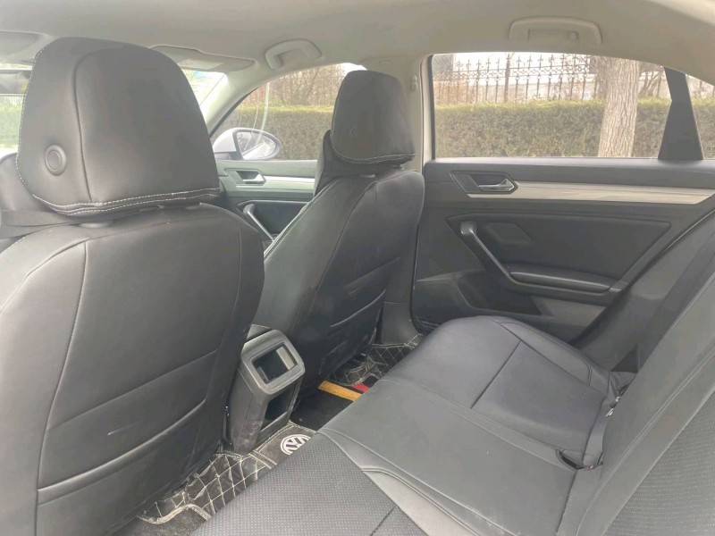 济宁18年大众凌渡6