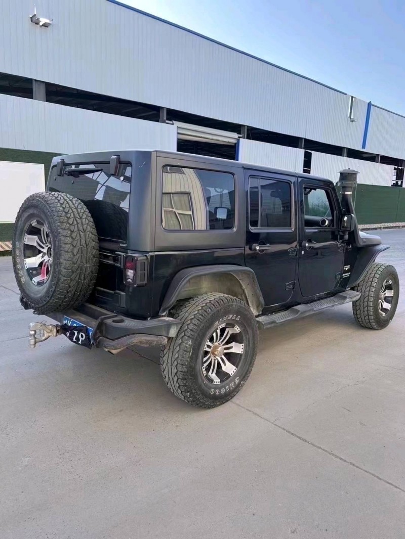 宿迁16年Jeep牧马人3