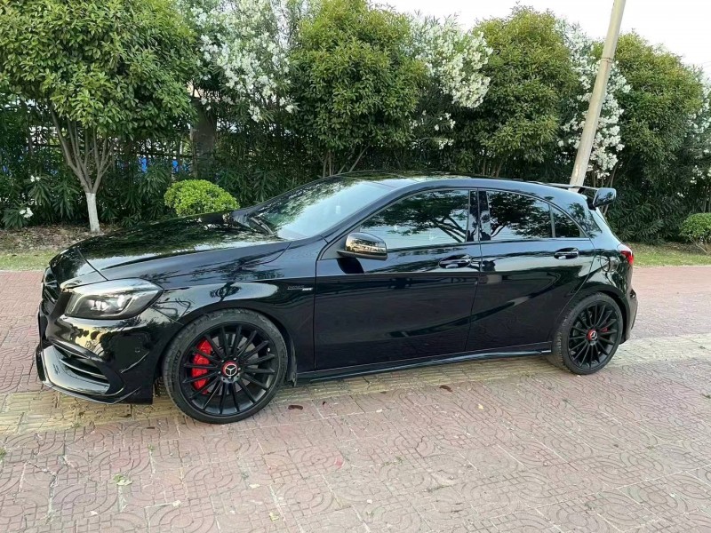 淮南17年奔驰AMG3