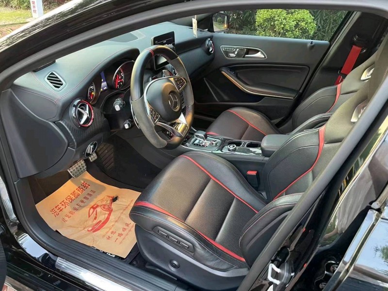 淮南17年奔驰AMG4