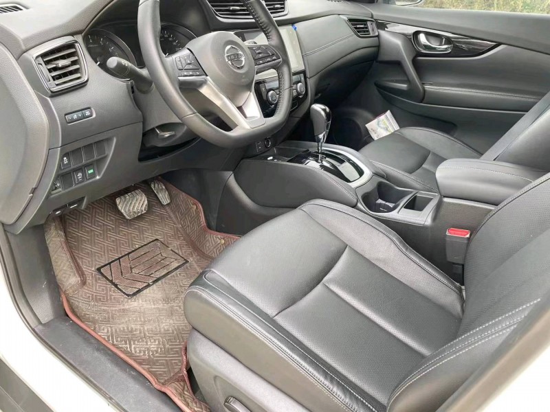 北京20年日产奇骏5